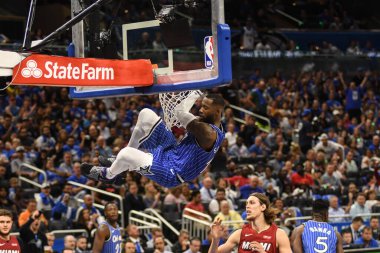 Orlando Magic 17 Ekim 2018 'de Orlando Florida' daki Amway Center 'da Miami Heat' i sunar..