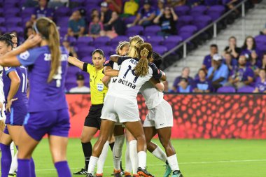 Orlando Pride, 23 Mayıs 2018 'de Orlando Florida' daki Exploria Stadyumu 'nda Kuzey Carolina Cesareti' ne ev sahipliği yapmaktadır..  