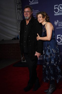 15 Ekim 2019 'da Nashville, Tennessee' deki Linbscome Üniversitesi 'nde verilen 50. GMA Dove Ödülleri sırasında kırmızı halı. 