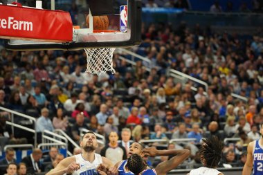 Orlando Magic 27 Aralık 2019 Cuma günü Orlando, Florida 'daki Amway Arena' da Philadelphia 76ers 'a ev sahipliği yapıyor..