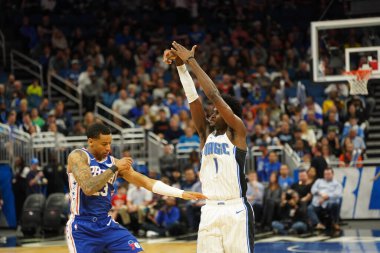 Orlando Magic 27 Aralık 2019 Cuma günü Orlando, Florida 'daki Amway Arena' da Philadelphia 76ers 'a ev sahipliği yapıyor..