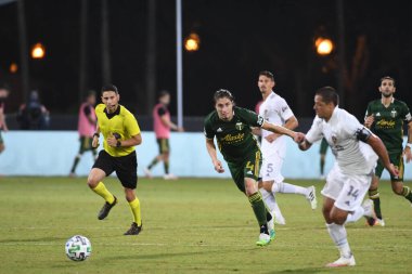 Los Angeles Galaksisi, 14 Temmuz 2020 'de Orlando Florida ABD' deki ESPN Vahşi Spor Dünyası 'nda düzenlenen MLS Sırt Turnuvası sırasında Portland Timbers ile karşı karşıya geldi..