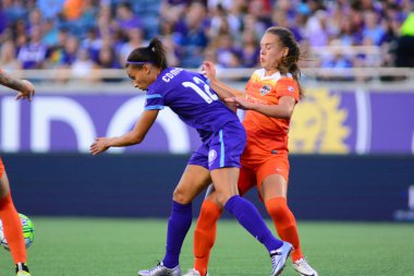 Orlando Pride sunucusu Houston Dash 23 Haziran 2016 'da Orlando Florida' daki Dünya Kampı Stadyumu 'nda..