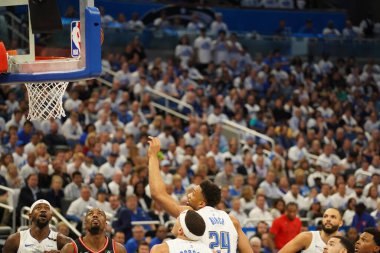 Orlando Magic 19 Nisan 2019 Cuma günü Orlando Florida 'daki Amway Arena' daki NBA Playoff 1 'de Toronto Rapçileri' ne ev sahipliği yapıyor.