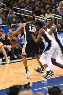 Orlando Magic, 19 Aralık 2018 tarihinde Orlando Florida 'daki Amway Center' da San Antonio Spurs 'a ev sahipliği yapmaktadır.. 