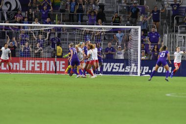 Orland Pride, 25 Ağustos 2018 'de Orlando Florida' daki Exploria Stadyumu 'nda Chicago Red Stars' a ev sahipliği yapıyor..