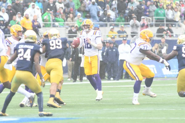 Notre Dame Twarz Lsu Podczas Citrus Bowl Camping World Stadium — Zdjęcie stockowe