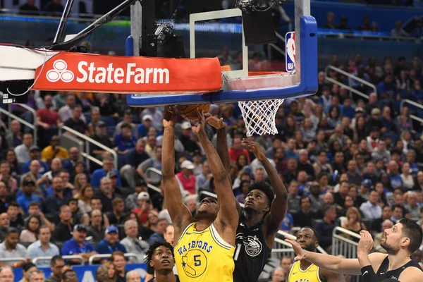 Orlando Magic Hostí Zlaté Státní Bojovníky Amway Center Orlandu Floridě — Stock fotografie