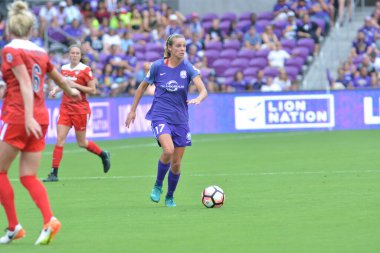 Orlando Pride 22 Nisan 2017 'de Orlando City Stadyumu' nda Washington Spirit 'e ev sahipliği yaptı..  