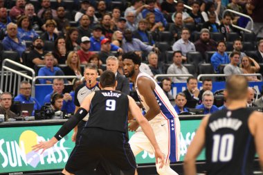 Orlando Magic, Philadelphia 76ers 'ı 14 Kasım 2018' de Orlando Florida 'daki Amway Center' da ağırlıyor..