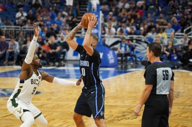 Orlando Magic, Orlando, Florida, ABD 'deki Amway Center' da Milwaukee Bucks 'a ev sahipliği yapıyor. 1 Kasım 2019.  