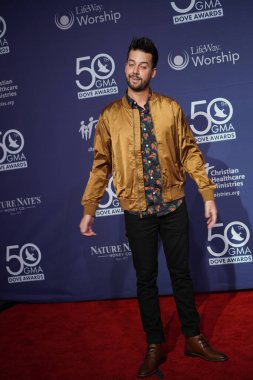 15 Ekim 2019 'da Nashville, Tennessee' deki Linbscome Üniversitesi 'nde verilen 50. GMA Dove Ödülleri sırasında kırmızı halı. 