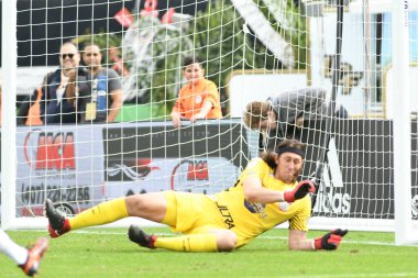 13 Ocak 2018 'de Orlando Florida' daki Spektrum Stadyumu 'nda düzenlenen Florida Kupası' nda Korucular Corinthianlara karşı..