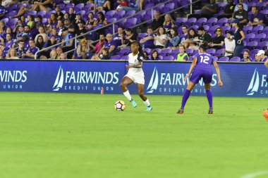 Orlando Pride, 23 Mayıs 2018 'de Orlando Florida' daki Exploria Stadyumu 'nda Kuzey Carolina Cesareti' ne ev sahipliği yapmaktadır..  