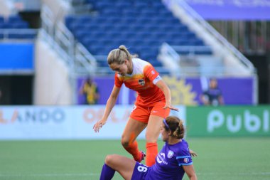 Orlando Pride sunucusu Houston Dash 23 Haziran 2016 'da Orlando Florida' daki Dünya Kampı Stadyumu 'nda..