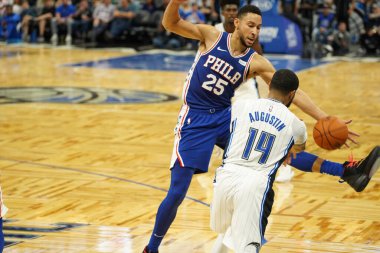 Orlando Magic 13 Ekim 2019 'da Florida, Orlando' daki Amway Center 'da Philadelphia 76ers' a ev sahipliği yaptı..  