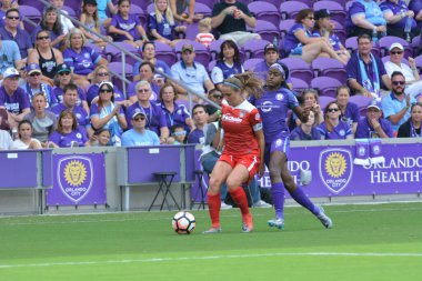 Orlando Pride 22 Nisan 2017 'de Orlando City Stadyumu' nda Washington Spirit 'e ev sahipliği yaptı..  