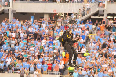 Kuzey Carolina 29 Aralık 2015 tarihinde Orlando Florida 'daki Kamp Dünya Stadyumu' nda oynanan Russell Atletizm Kupası 'nda Baylor ile karşılaşacak.. 