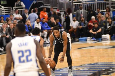Orlando Magic, 19 Aralık 2018 tarihinde Orlando Florida 'daki Amway Center' da San Antonio Spurs 'a ev sahipliği yapmaktadır.. 