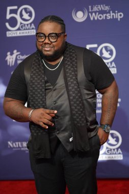 15 Ekim 2019 'da Nashville, Tennessee' deki Linbscome Üniversitesi 'nde verilen 50. GMA Dove Ödülleri sırasında kırmızı halı. 