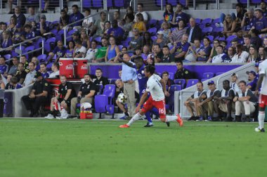Orlando City 27 Eylül 2017 'de Orlando City Stadyumu' nda New England Devrimi 'ne ev sahipliği yaptı..  