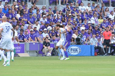 Orlando City 15 Nisan 2017 'de Florida, Orlando' daki Citrus Bowl 'da Los Angeles Galaksisine ev sahipliği yaptı.. 