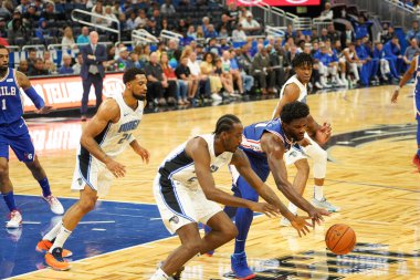 Orlando Magic 13 Ekim 2019 'da Florida, Orlando' daki Amway Center 'da Philadelphia 76ers' a ev sahipliği yaptı..