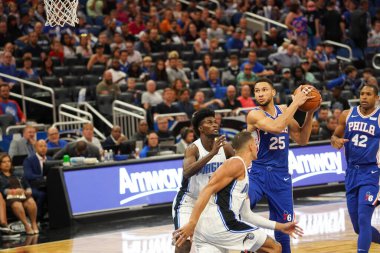 Orlando Magic 13 Ekim 2019 'da Florida, Orlando' daki Amway Center 'da Philadelphia 76ers' a ev sahipliği yaptı.. 