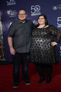 15 Ekim 2019 'da Nashville, Tennessee' deki Linbscome Üniversitesi 'nde verilen 50. GMA Dove Ödülleri sırasında kırmızı halı. 