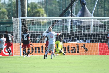 Toronto FC, 13 Temmuz 2020 tarihinde Orlando Florida 'da düzenlenen ESPN Wild World of Sports' ta düzenlenen MLS Back Tournament sırasında D.C. United ile karşı karşıya geldi.