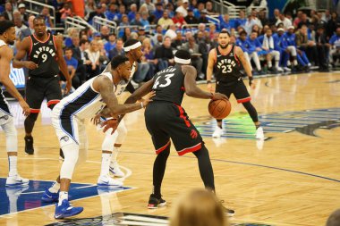 Orlando Magic 21 Nisan 2019 tarihinde Orlando Florida 'daki Amway Arena' da düzenlenen NBA Playoff 1 'de Toronto Rapçileri' ne ev sahipliği yapıyor..
