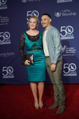 15 Ekim 2019 'da Nashville, Tennessee' deki Linbscome Üniversitesi 'nde verilen 50. GMA Dove Ödülleri sırasında kırmızı halı. 