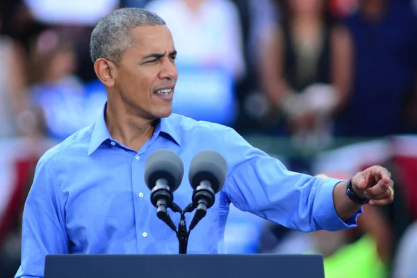 Президент Барак Обама Виступає Мітингу Кампанії Стадіоні Osceola Heritage Park — стокове фото