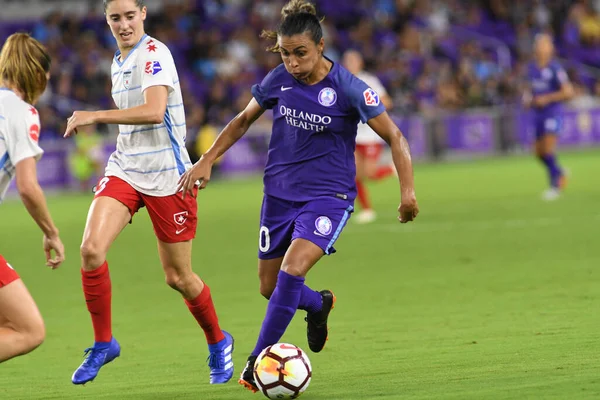 Orland Pride, 25 Ağustos 2018 'de Orlando Florida' daki Exploria Stadyumu 'nda Chicago Red Stars' a ev sahipliği yapıyor..  