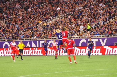 Orlando City SC, 8 Mayıs 2015 'te Florida' daki Kamp Dünyası Stadyumu 'nda Los Angeles Galaksisi' ne ev sahipliği yaptı.. 