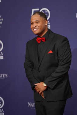 15 Ekim 2019 'da Nashville, Tennessee' deki Linbscome Üniversitesi 'nde verilen 50. GMA Dove Ödülleri sırasında kırmızı halı. 