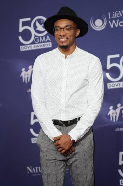 15 Ekim 2019 'da Nashville, Tennessee' deki Linbscome Üniversitesi 'nde verilen 50. GMA Dove Ödülleri sırasında kırmızı halı. 