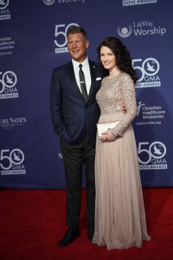 15 Ekim 2019 'da Nashville, Tennessee' deki Linbscome Üniversitesi 'nde verilen 50. GMA Dove Ödülleri sırasında kırmızı halı. 