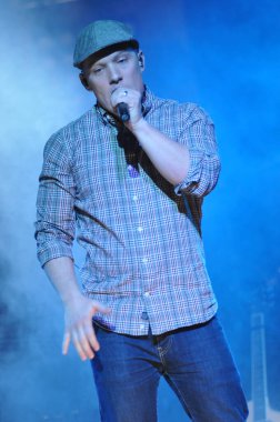 Christian Rock Bands Audio Adrenaline ve Kutless 23 Mart 2014 'te Osceola Sahne Sanatları Merkezi Kissimmee, FL' de sahne almaktadır.. 