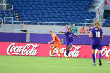 Orlando Pride sunucusu Houston Dash 23 Haziran 2016 'da Orlando Florida' daki Dünya Kampı Stadyumu 'nda..