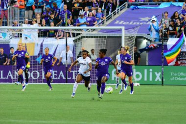 Orlando Pride 26 Ağustos 2016 'da Orlando Florida' daki Camp World Stadyumu 'nda Washington Spirit' e ev sahipliği yaptı..  