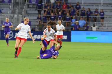 Orland Pride, 25 Ağustos 2018 'de Orlando Florida' daki Exploria Stadyumu 'nda Chicago Red Stars' a ev sahipliği yapıyor..  