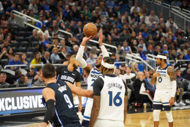 Orlando Magic 28 Şubat 2020 tarihinde Orlando Florida 'da Amway Center' da Minnesota Timberwolves 'a ev sahipliği yapar..  