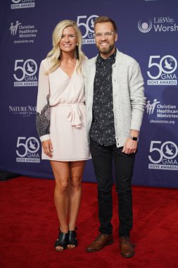 15 Ekim 2019 'da Nashville, Tennessee' deki Linbscome Üniversitesi 'nde verilen 50. GMA Dove Ödülleri sırasında kırmızı halı. 