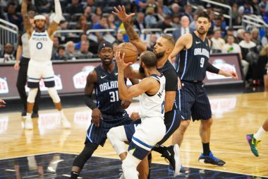 Orlando Magic 28 Şubat 2020 tarihinde Orlando Florida 'da Amway Center' da Minnesota Timberwolves 'a ev sahipliği yapar..  