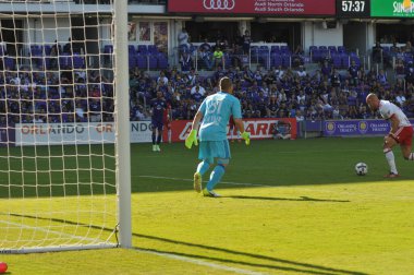 Orlando City SC, 9 Nisan 2019 'da Orlando, Florida' daki Citrus Bowl 'da New York Red Bulls' a ev sahipliği yapıyor.. 