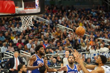 Orlando Magic 27 Aralık 2019 Cuma günü Orlando, Florida 'daki Amway Arena' da Philadelphia 76ers 'a ev sahipliği yapıyor..