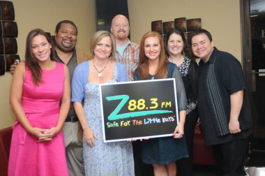 8 Nisan 2012 'de Orlando Florida' da yıllık Deniz Dünyasının Paskalya Gündoğumu Servisi.  