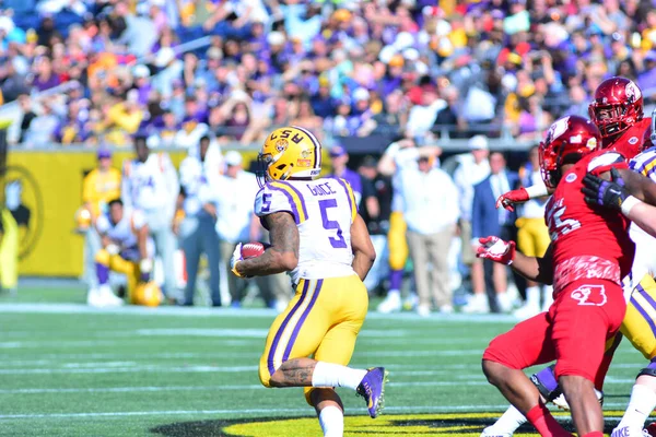 Lsu Enfrenta Louisville Durante 71St Citrus Bowl Camping World Stadium — Fotografia de Stock