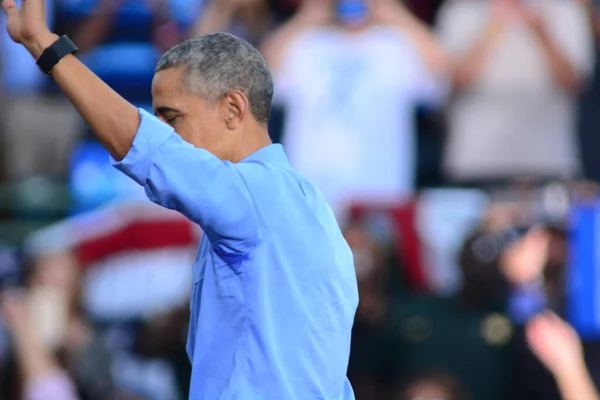 Prezydent Barack Obama Przemawia Wiecu Kampanii Stadionie Osceola Heritage Park — Zdjęcie stockowe